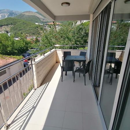 Apartman Sara Pržno エクステリア 写真