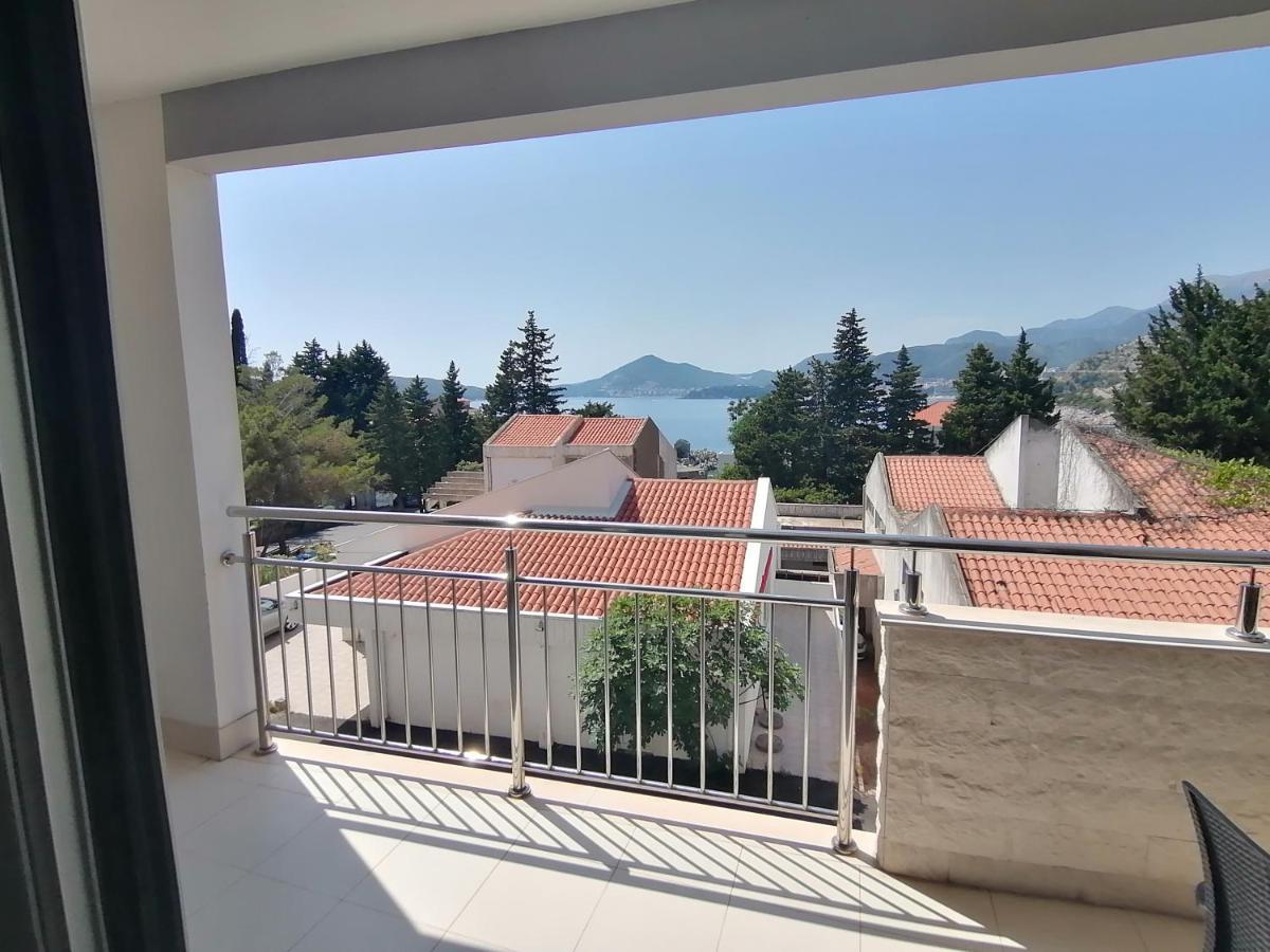 Apartman Sara Pržno エクステリア 写真