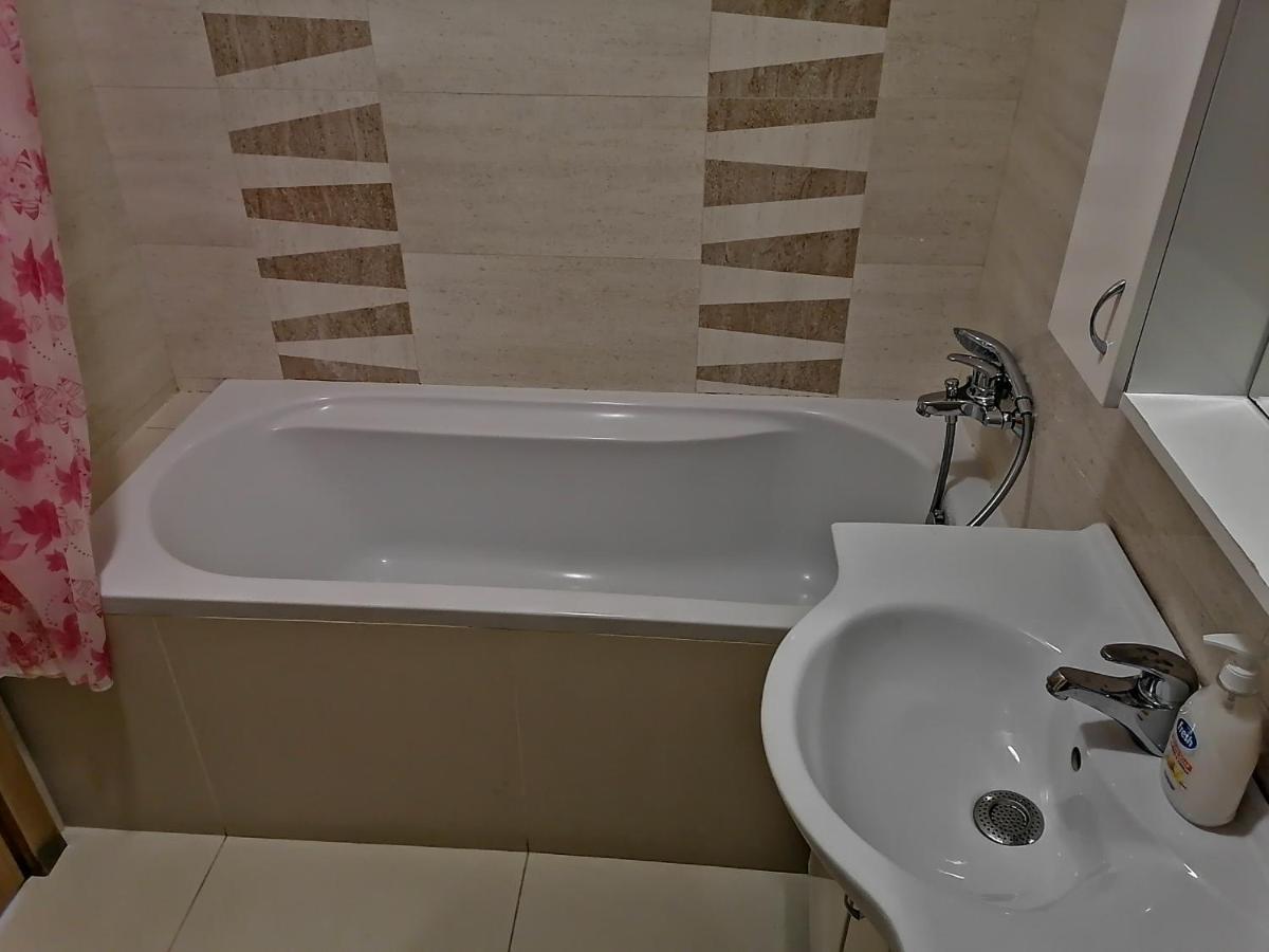 Apartman Sara Pržno エクステリア 写真
